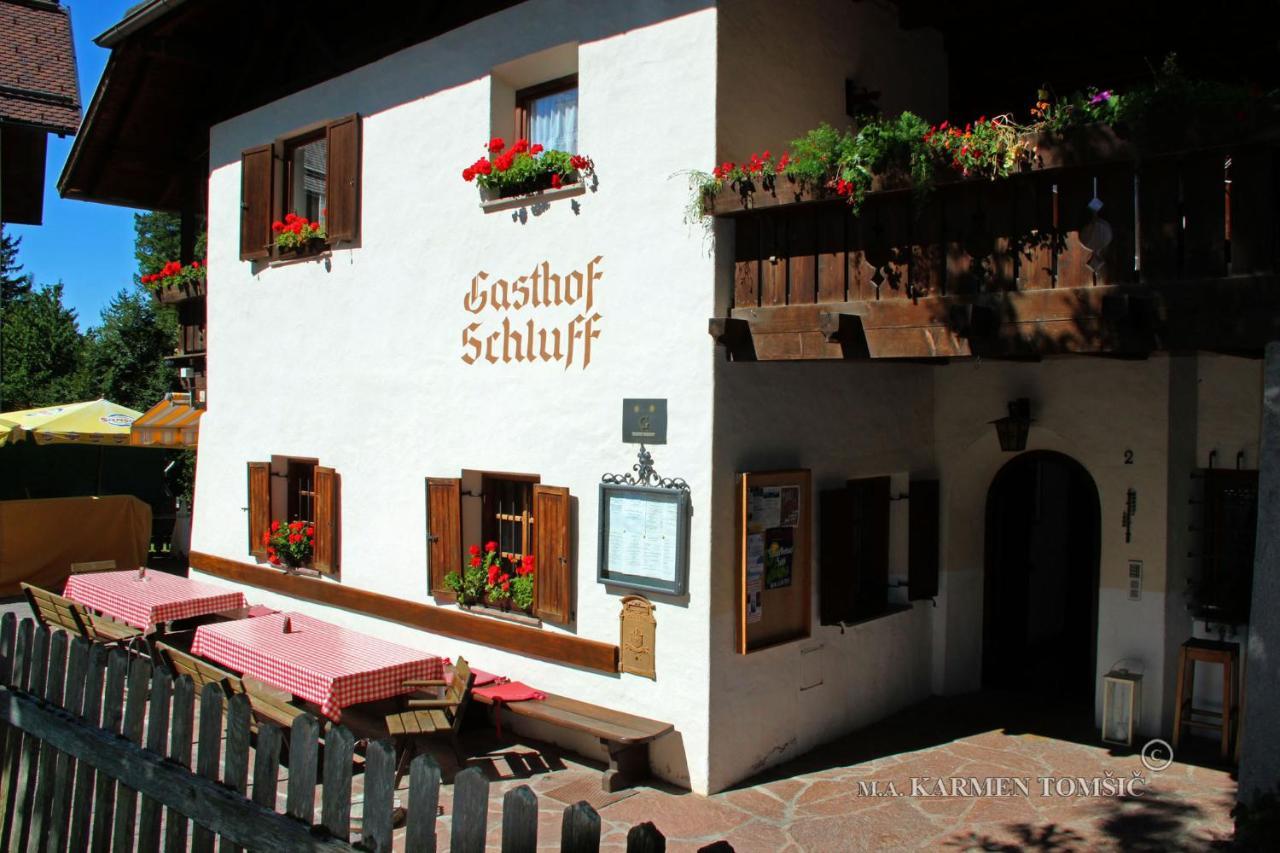 Gasthof Schluff Guest House โซปราบอลซาโน ภายนอก รูปภาพ